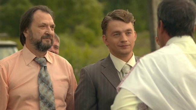 Любовь и Роман (2014) - Трейлеры