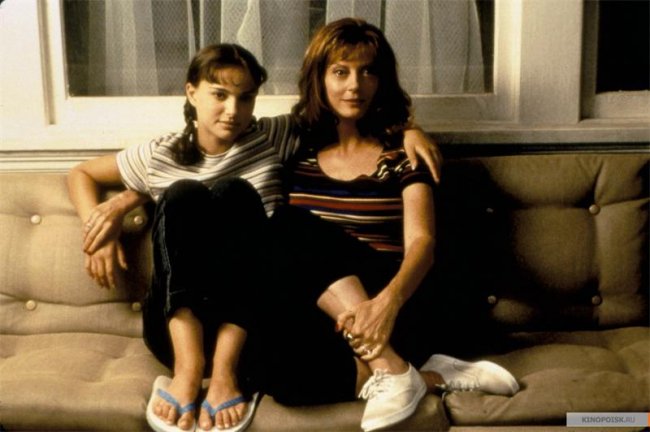 Где угодно, только не здесь (1999) - Трейлеры