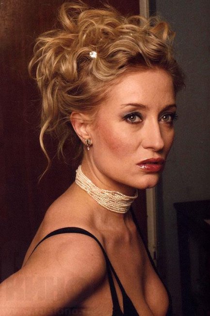 Алиса Признякова: актерская карьера и личная жизнь - Актрисы