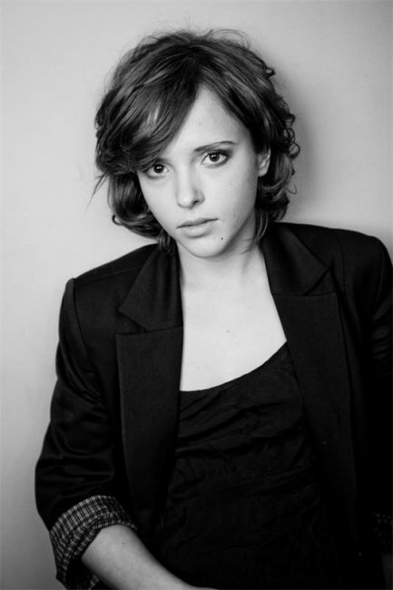 Галина Звягинцева: "В сериале "Выжить после" я делала партнеру массаж сердца" - Актрисы