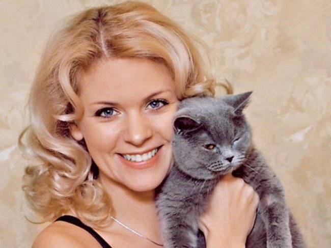 Анна Данькова, Антонова из сериала «След», устроила королевскую свадьбу - Актрисы