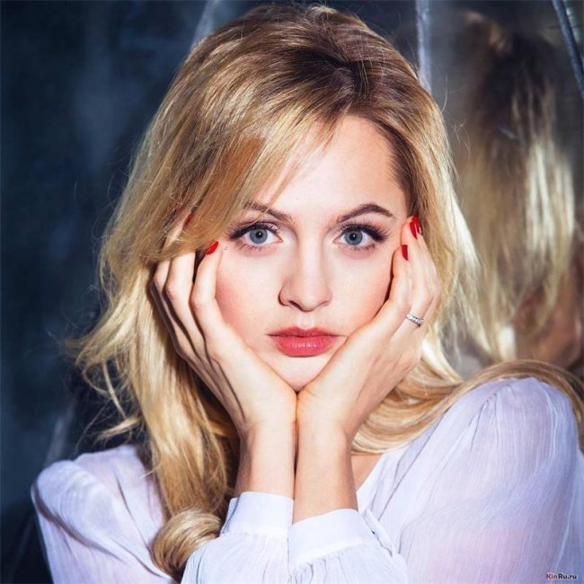 Янина Студилина: фото для журналов - Актрисы