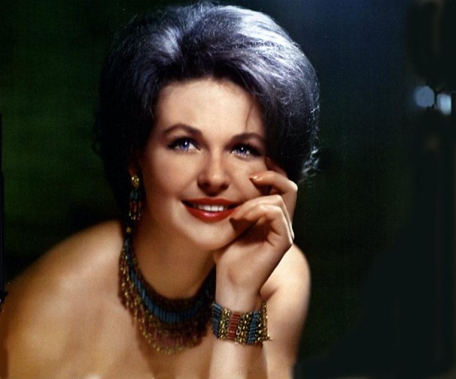 Дочь Натальи Фатеевой - Наталья Егорова - помирилась с матерью - Актрисы