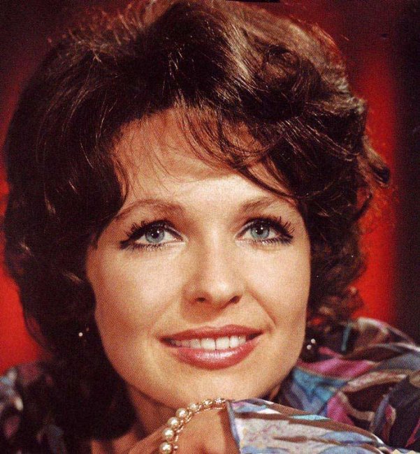 Дочь Натальи Фатеевой - Наталья Егорова - помирилась с матерью - Актрисы