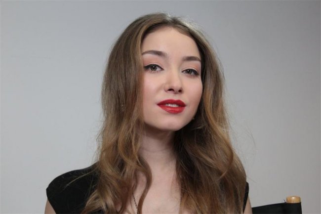 Актриса сериала "Молодежка" - Юлия Маргулис - Актрисы