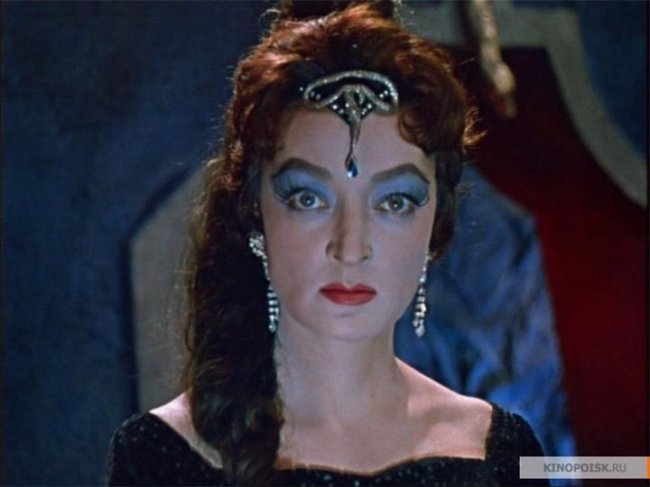 Королевство кривых зеркал - Трейлеры