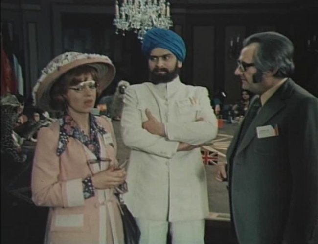 «Соло для слона с оркестром», фильм, 1975 г. - Трейлеры