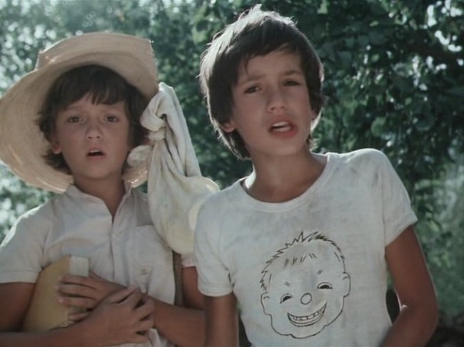 "Приключения Петрова и Васечкина, обыкновенные и невероятные" - детская комедия (1983) - Трейлеры