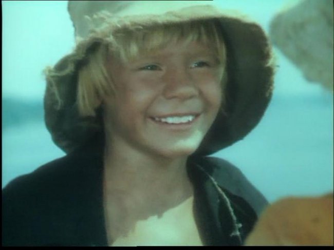 Фильм "Приключения Тома Сойера и Гекльберри Финна" (1981) - Трейлеры