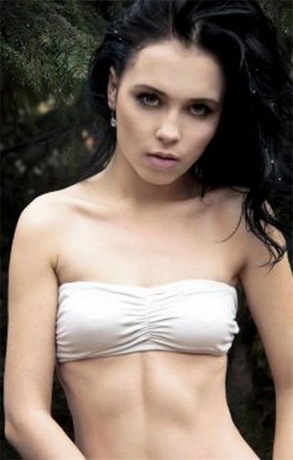 Анна Кошмал: фото в купальнике - Биографии