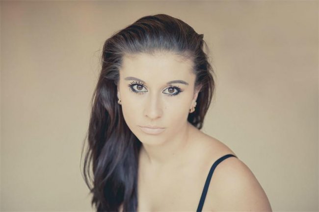 Ольга Подолян: только фото - Биографии