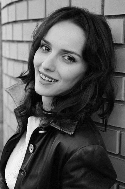 Юлия Зимина - Биографии