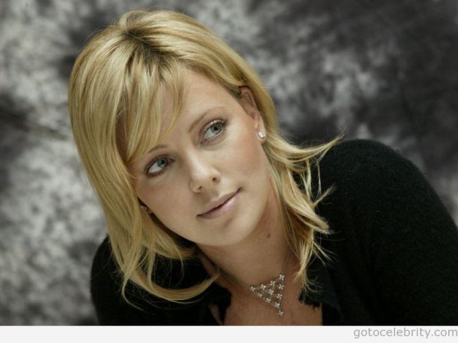 Шарлиз Терон. Биография - Биографии