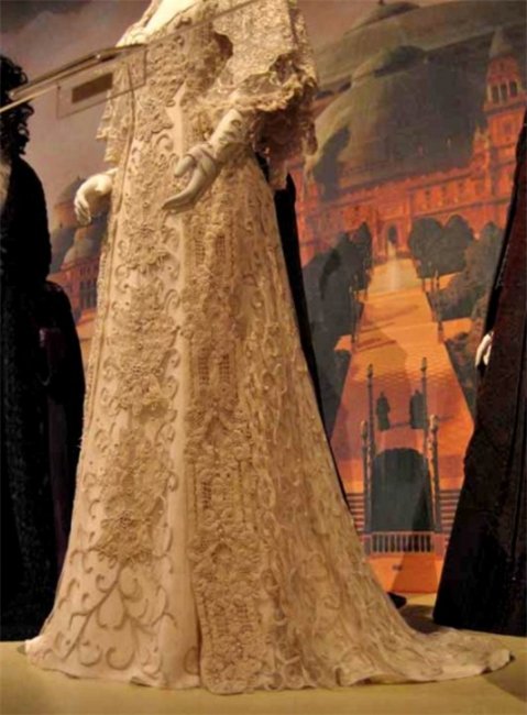 Костюмы Падме Амидала из фильма "Звёздные Войны". Часть 4 - Трейлеры