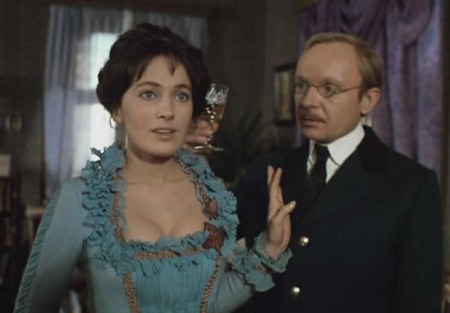 Фильм "Жестокий романс" (1984) - Трейлеры