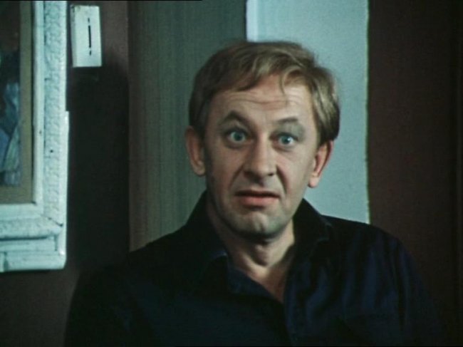 Фильм "По семейным обстоятельствам" (1977) - Трейлеры