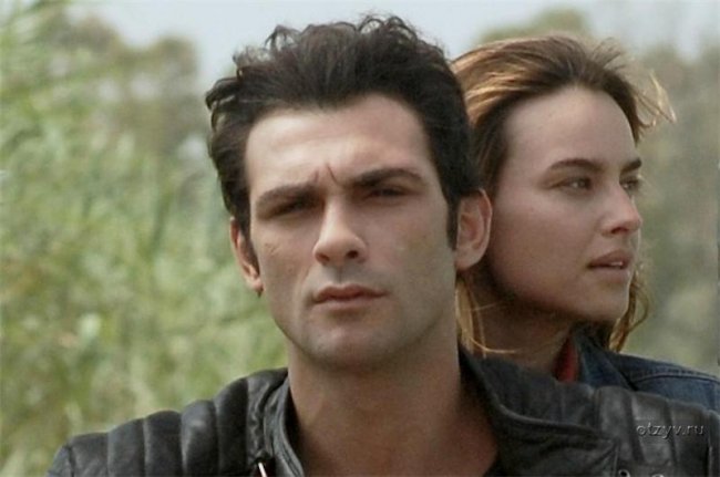 Пристегните ремни / Allacciate le cinture (2014) - Трейлеры