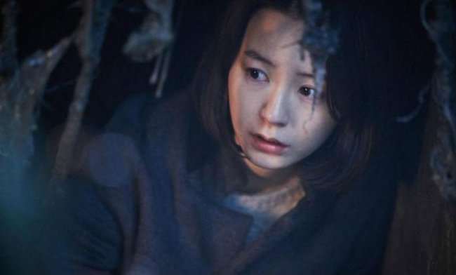 Люк / Manhole (2014) - Трейлеры