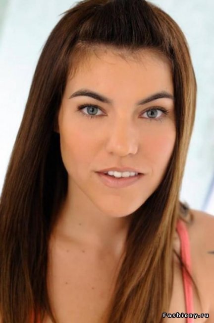 Виктория Мауретте, актриса - Трейлеры