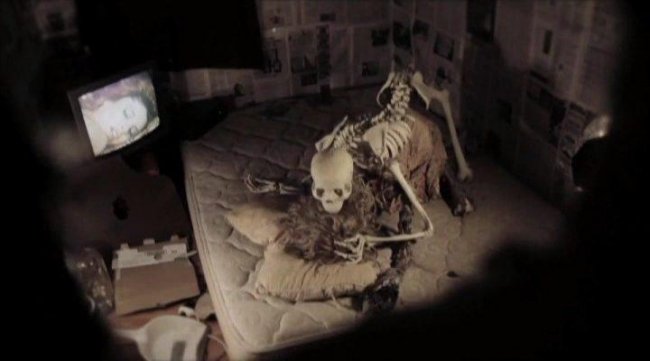 Цветы / Flowers (2015) - Трейлеры