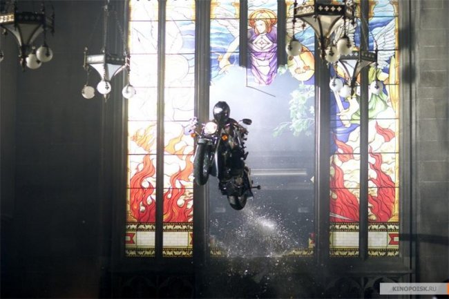 Обитель зла 2: Апокалипсис (2004) - Трейлеры