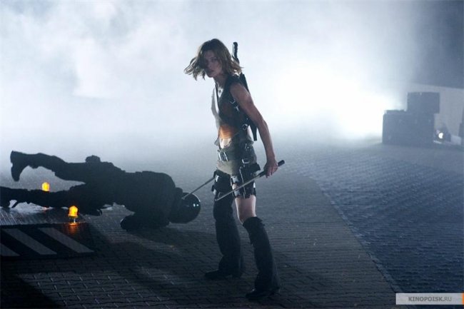 Обитель зла 2: Апокалипсис (2004) - Трейлеры