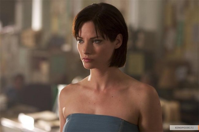 Обитель зла 2: Апокалипсис (2004) - Трейлеры