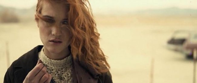 Колодец / The Well / The Last Survivors (2014) - Трейлеры