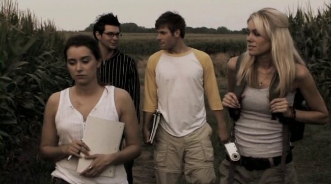 Поля живых мертвецов (2015) - Трейлеры