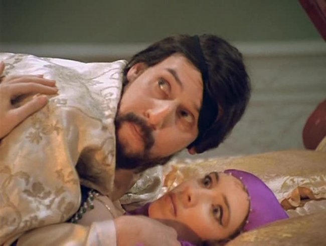 Фильм "На Дерибасовской хорошая погода, или На Брайтон-Бич опять идут дожди" (1992) - Трейлеры