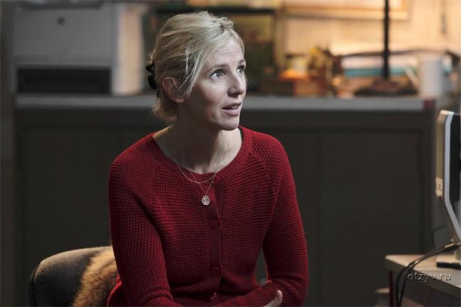 Она его обожает / Elle l'adore (2014) - Трейлеры