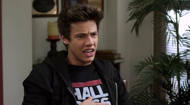 Исключённый / Expelled (2014) - Трейлеры