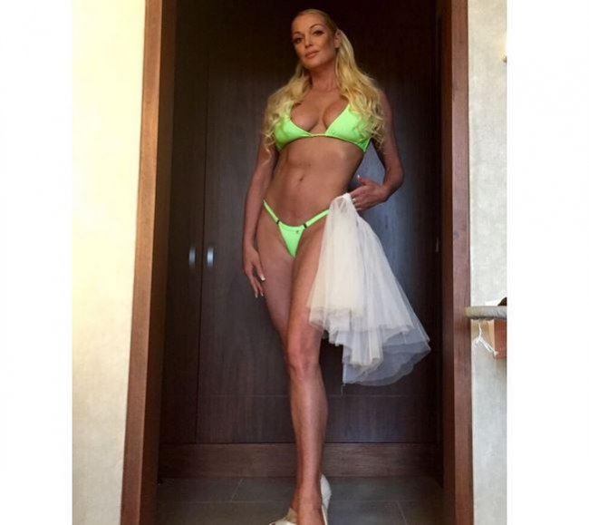 Анастасия Волочкова рассказала о своих откровенных фотографиях - Актрисы