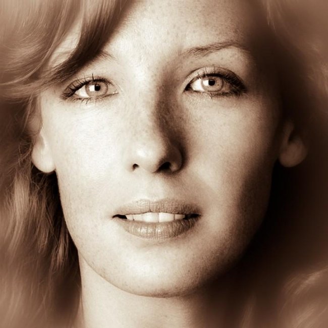 Келли Райлли, актриса - Актрисы