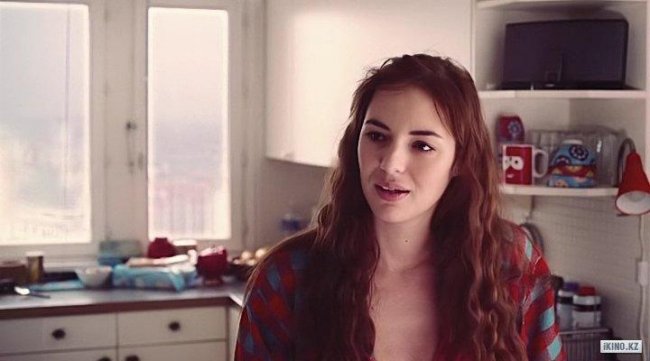 Держите язык за зубами, мадемуазель / Tirez la langue, mademoiselle (2013) - Трейлеры