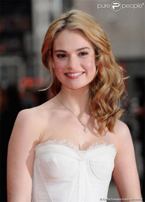 Лили Джеймс, актриса - Актрисы