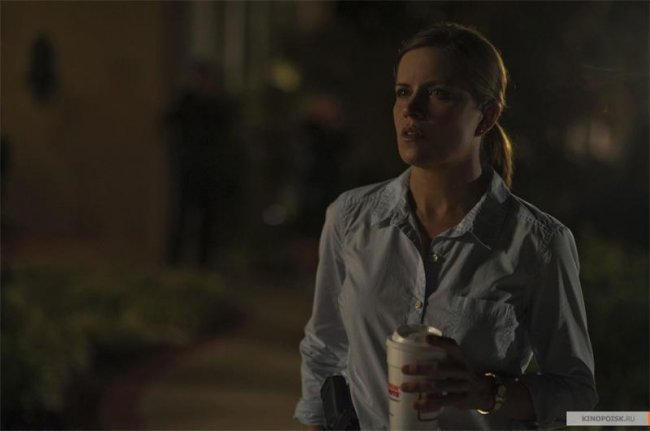 Исчезнувшая (2014) - Трейлеры