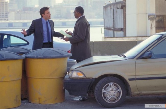 Фильм "В чужом ряду" (2002) - Трейлеры