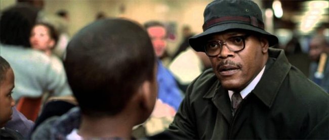 Фильм "В чужом ряду" (2002) - Трейлеры