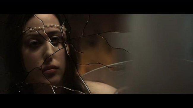 Написать любовь на её руках / To Write Love on Her Arms (2015) - Трейлеры