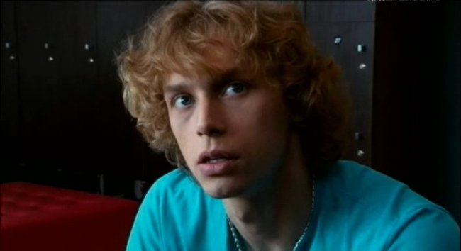 Фильм "Сделка" (2011) - Трейлеры