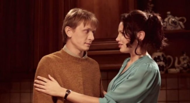 Фильм "Дом без выхода" (2009) - Трейлеры