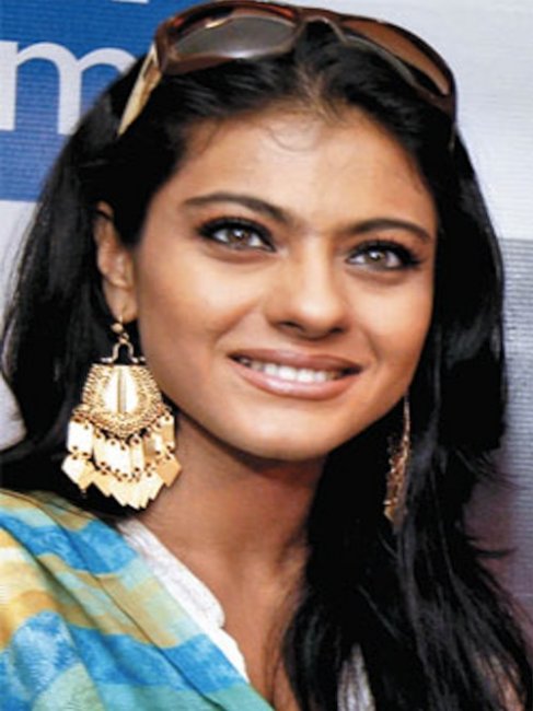 Каджол Девган - Биографии