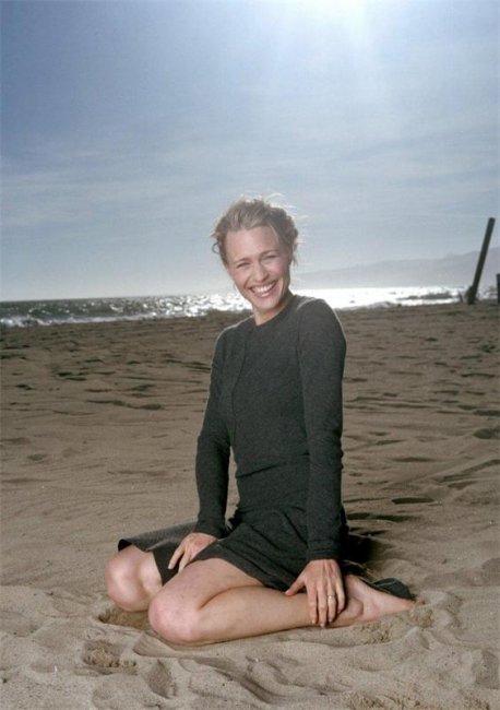 Робин Вирджиния Гейл Райт - Биографии