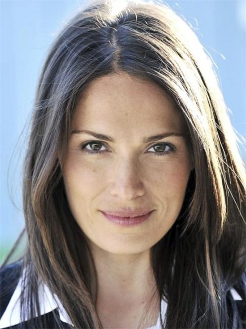 Сара Голдберг - Биографии