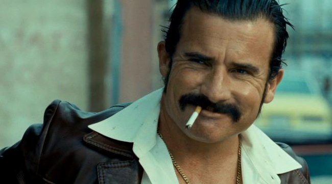 Профессионал (фильм, 2011) - Трейлеры