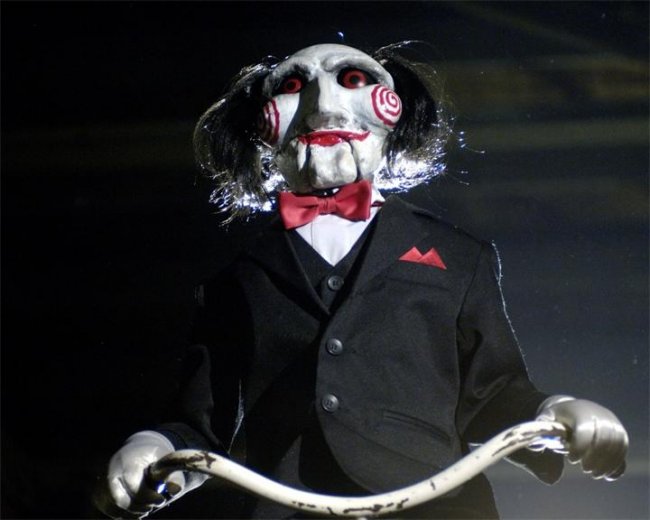 Пила: Игра на выживание Saw - Трейлеры