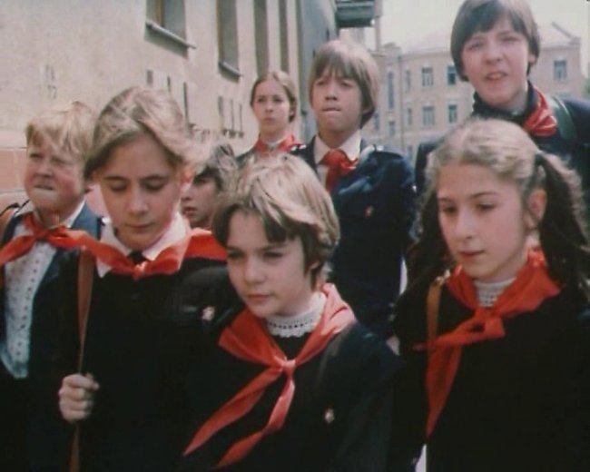 Гостья из будущего - Трейлеры