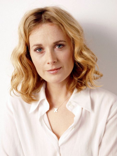 Актриса Наташа Литтл - Трейлеры