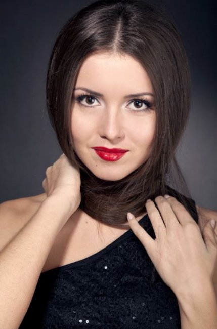 Актриса Алеса Качер - Трейлеры